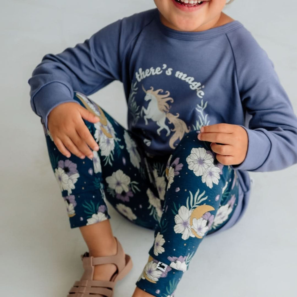 Baby/Kids' Graphic Bamboo Raglan Sleeve Pullover | Theres Magic In All Of Us In Dusty Lilac