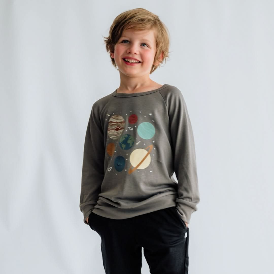 Baby/Kids' Graphic Bamboo Raglan Sleeve Pullover | Theres Magic In All Of Us In Dusty Lilac