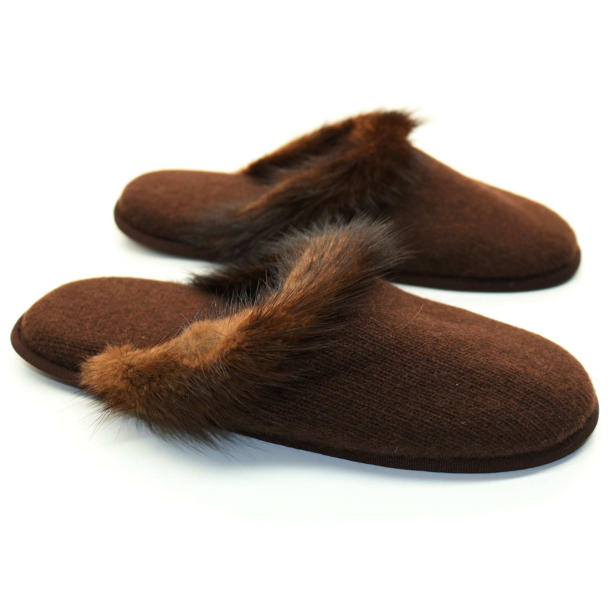 CASHMERE SLIPPERS WITH MINK TRIM