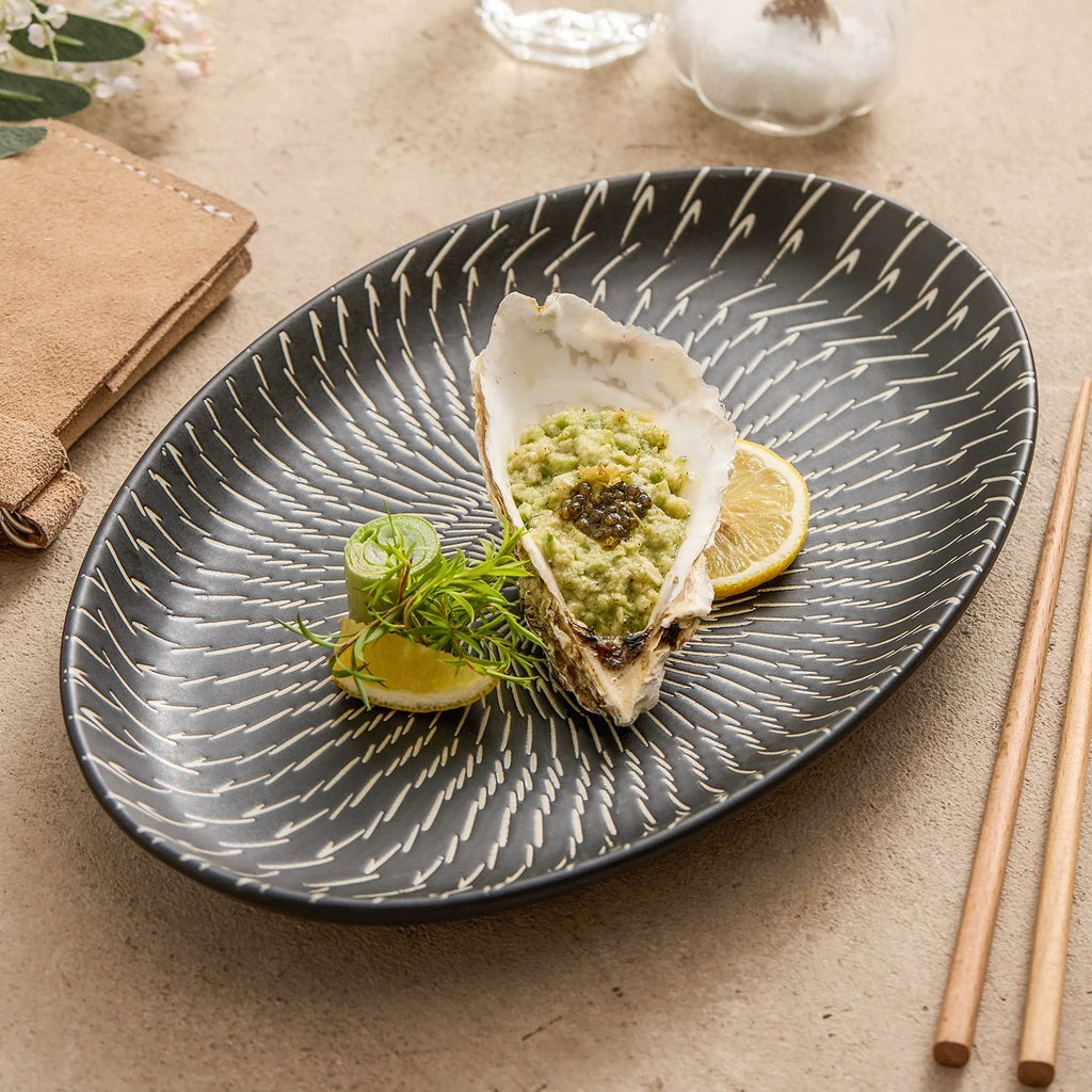 Luxury Ceramic Serving Plate – 11" Black Rectangular Porcelain Dish