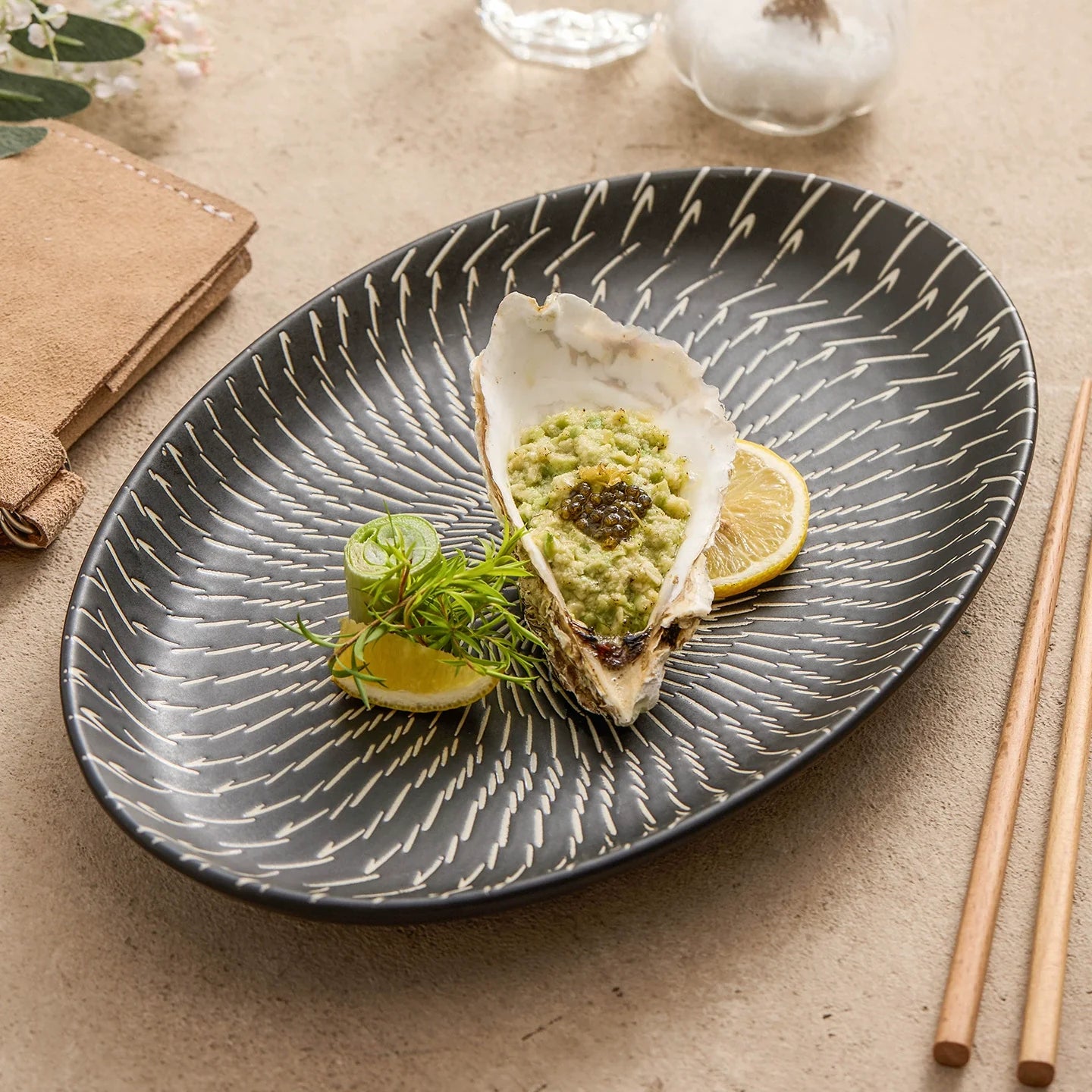 Luxury Ceramic Serving Plate – 11" Black Rectangular Porcelain Dish