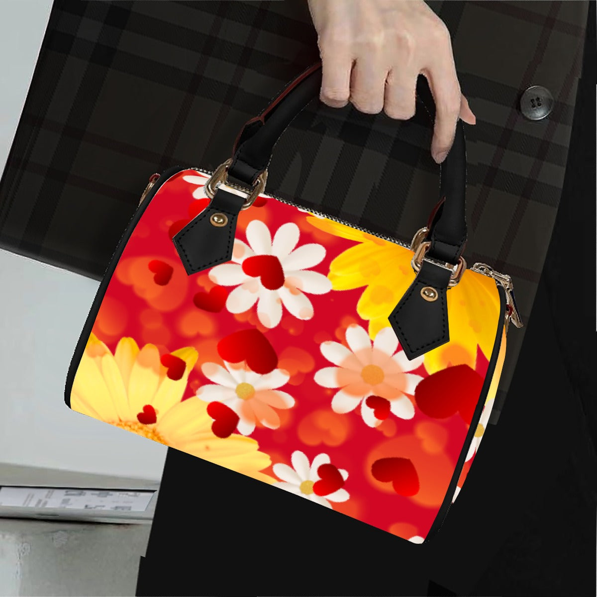 Hearts and Daisies Barrel Handbag