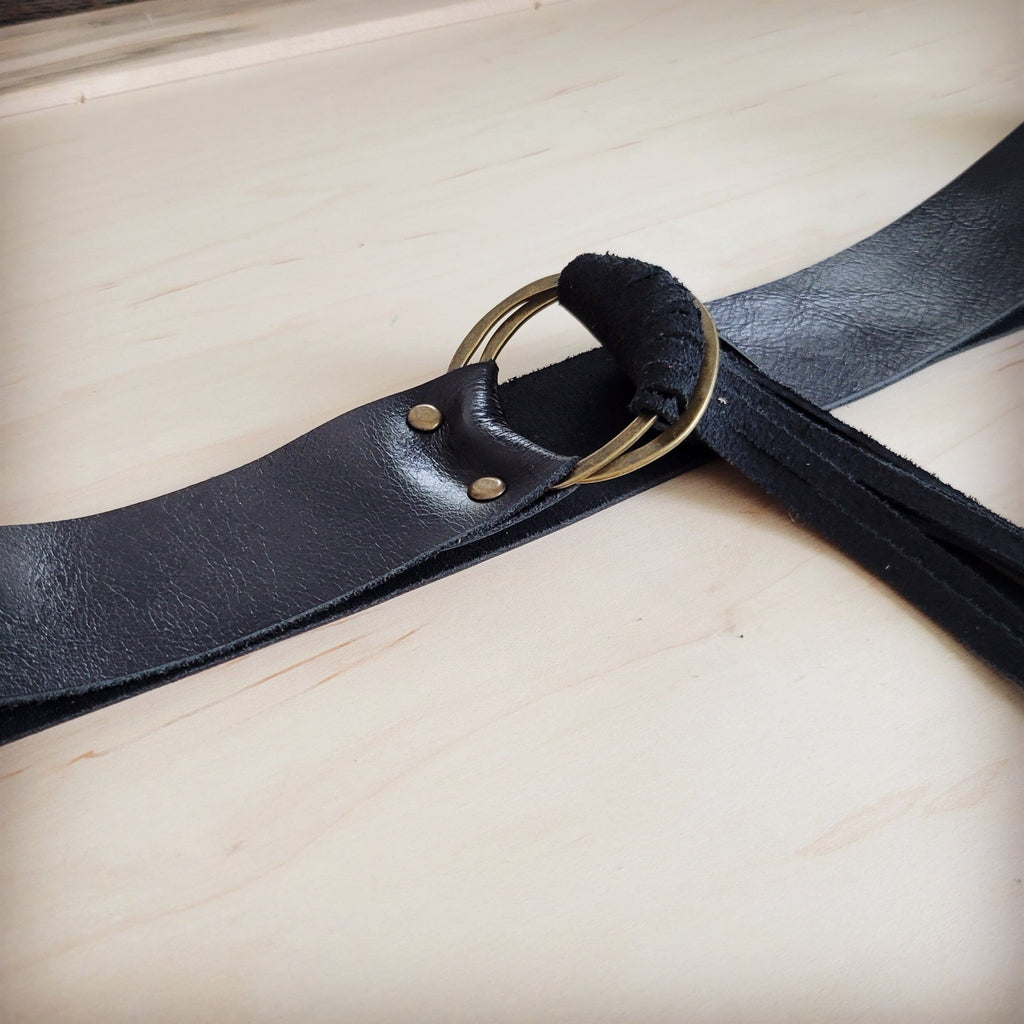 Black Leather Belt with Leather Fringe Closure 908v