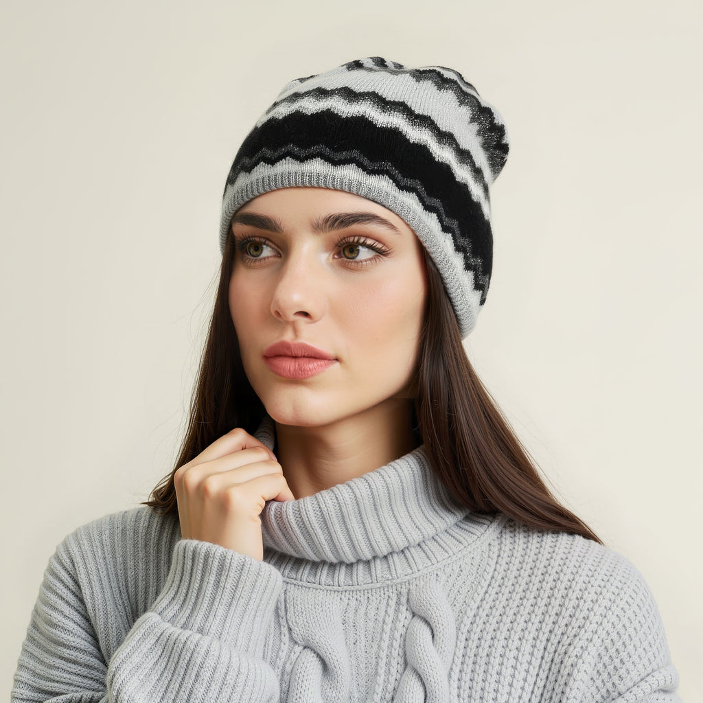 ZIG ZAG HAT WITH LUREX