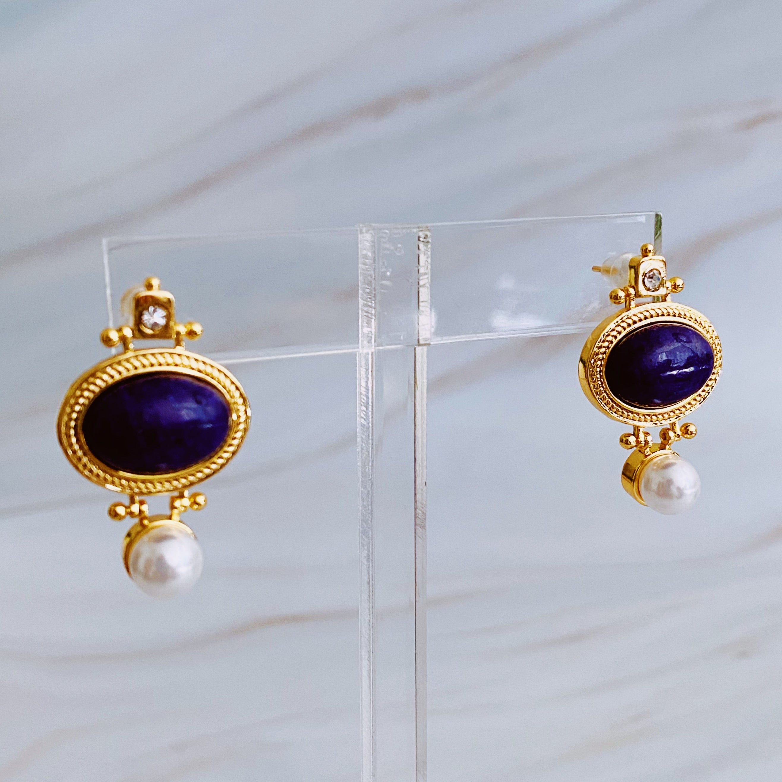 Royal Lapis Lazuli in 18KT Gold Stud Earrings