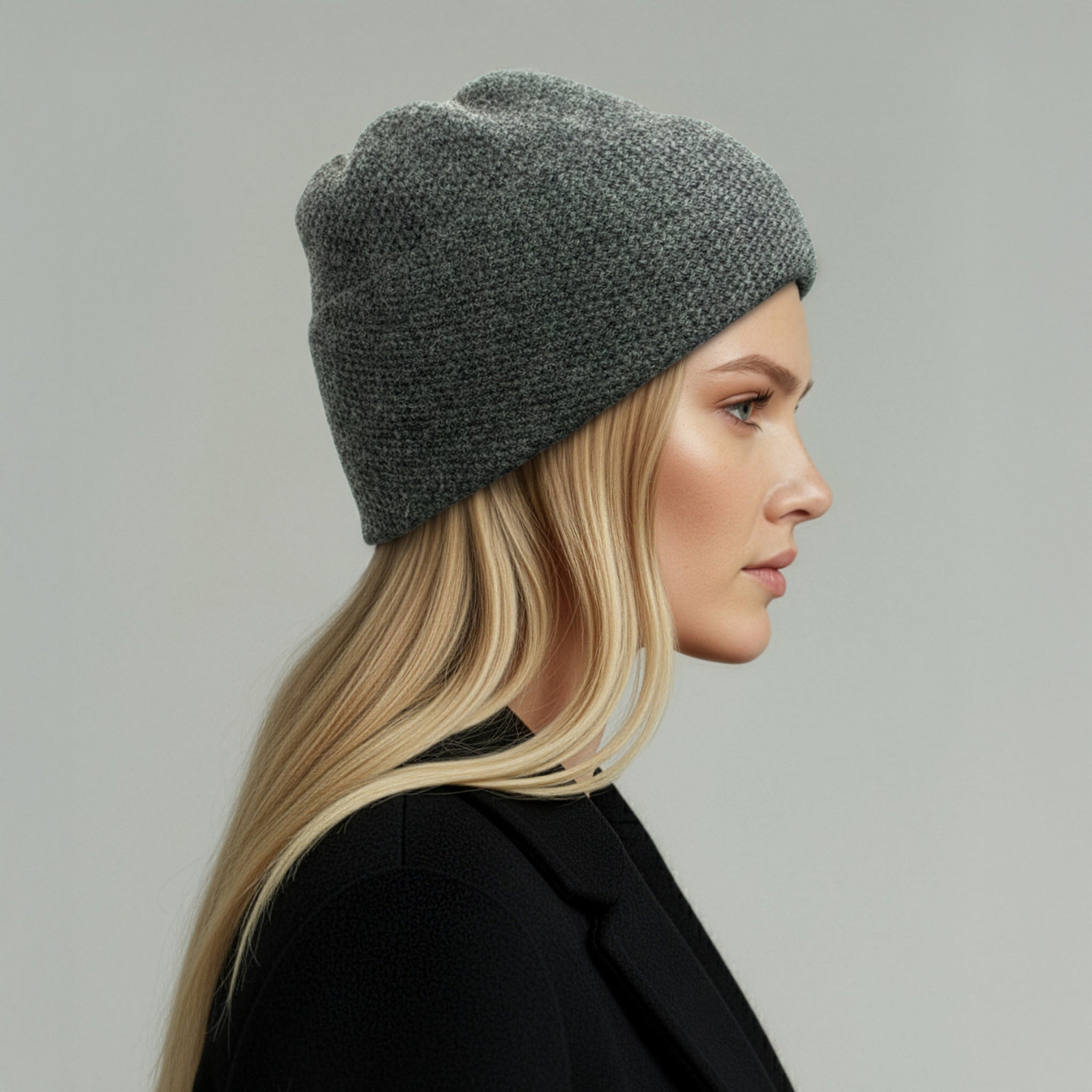 BEANIE IN HONEYCOMB STITCH