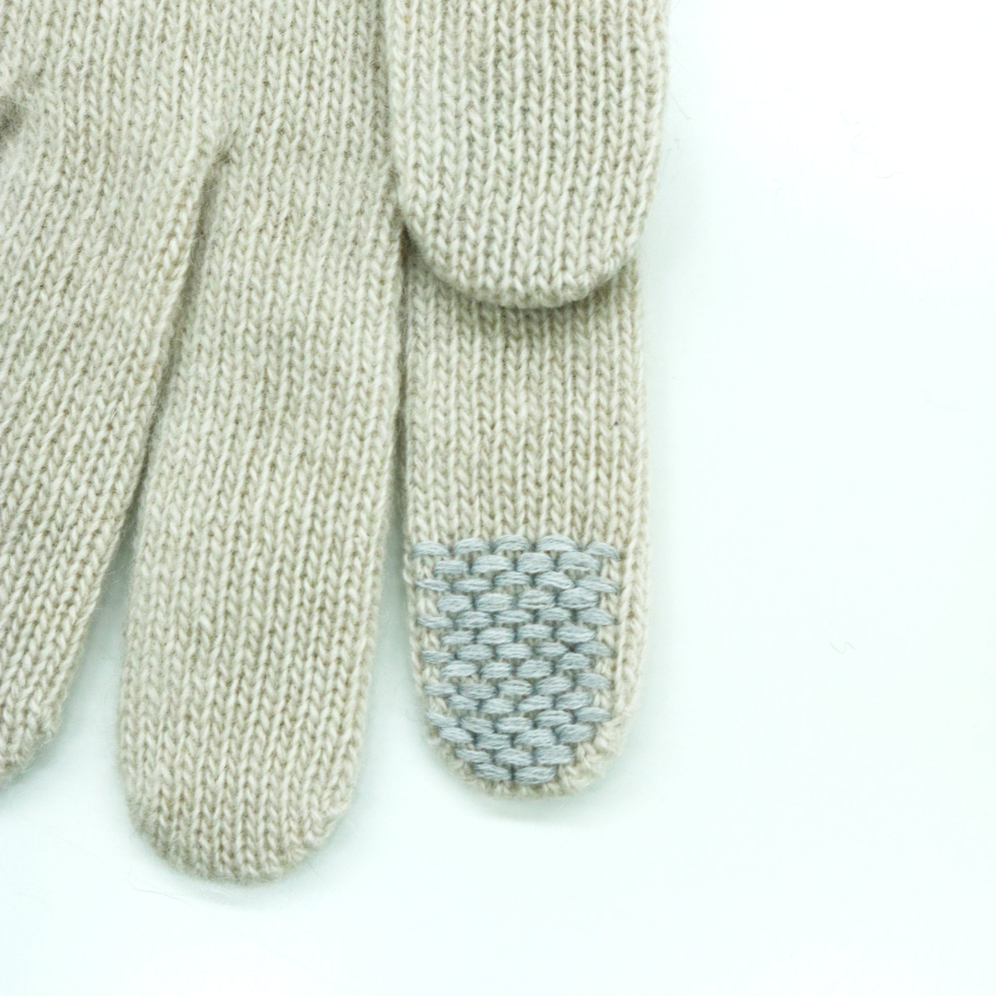 CASHMERE GLOVES WITH CRYSTAL STONES