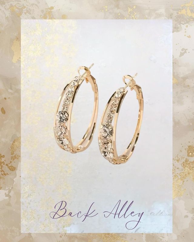 Sparkling Hollow Round Earrings