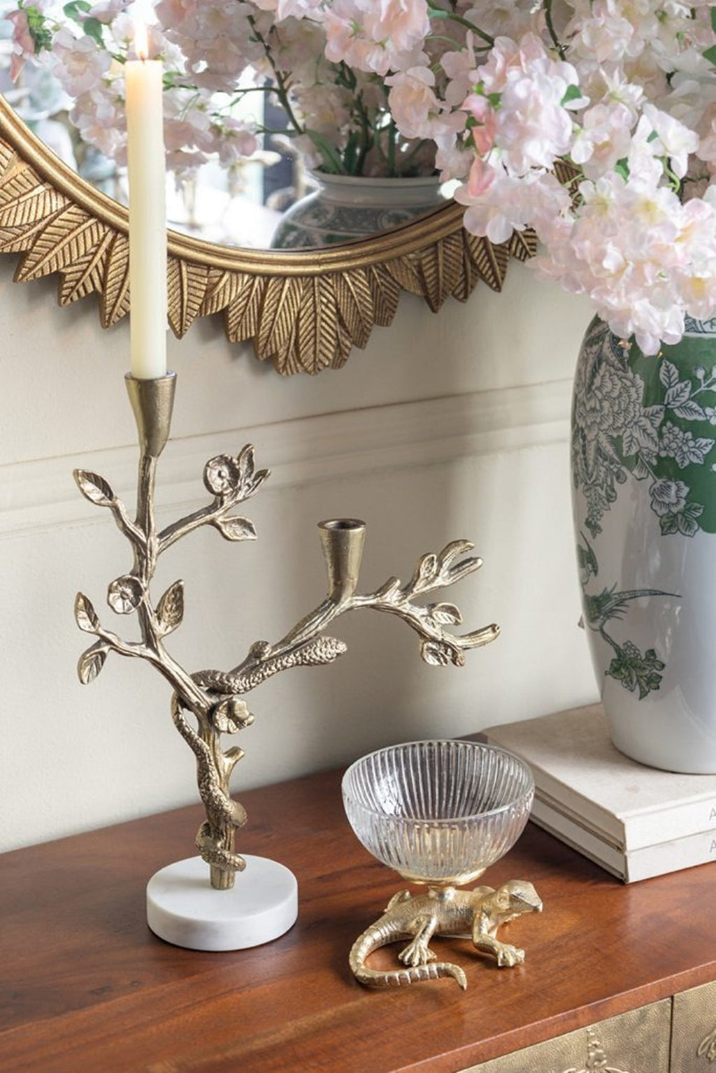 Gold Lizard Pedestal Bowl with Ribbed Glass Dish - Gold+Clear