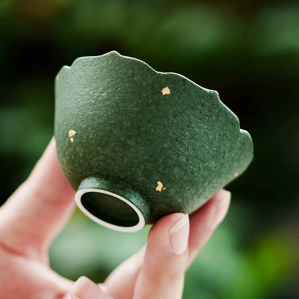 Handmade Green Ceramic Teacup with Scalloped Rim – 50ml Traditional Chinese Tea Cup