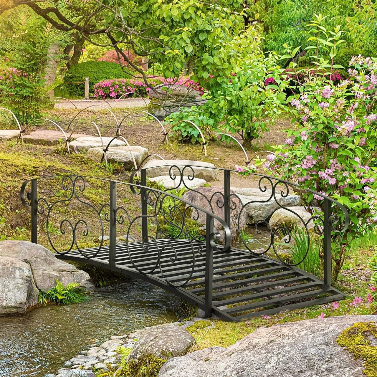 Outdoor Vintage Arch 6-ft Garden Bridge with Side-Rails in Black