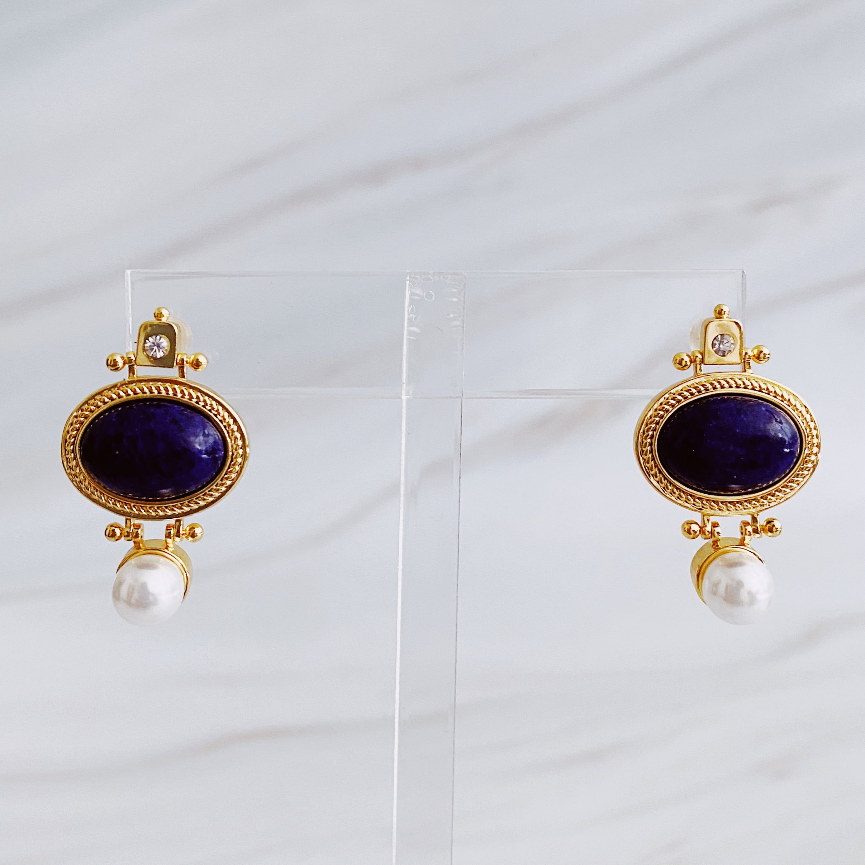 Royal Lapis Lazuli in 18KT Gold Stud Earrings