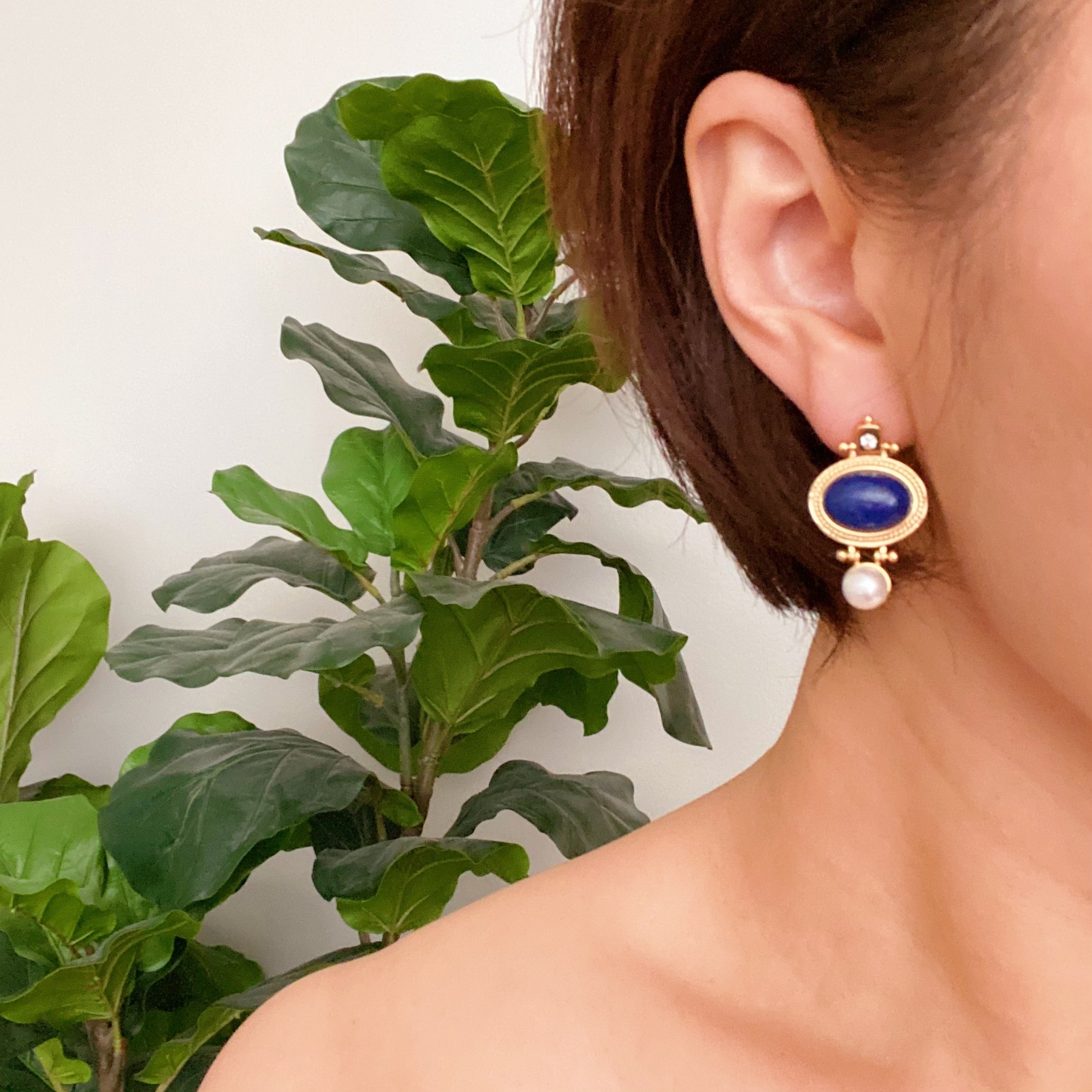 Royal Lapis Lazuli in 18KT Gold Stud Earrings
