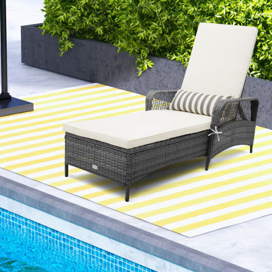 Outdoor Chaise Lounge Chair Recliner with 6-Level Backrest Cushion and Pillow