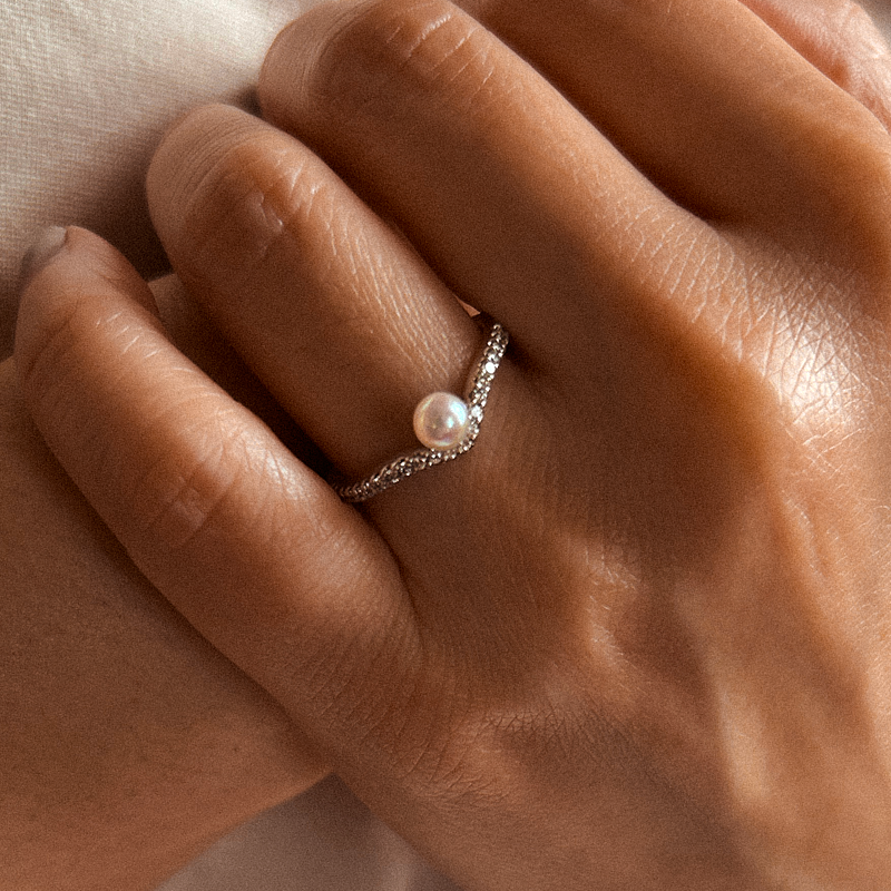 Eternal Love Diamond Engagement Ring | 18K Gold and Platinum
