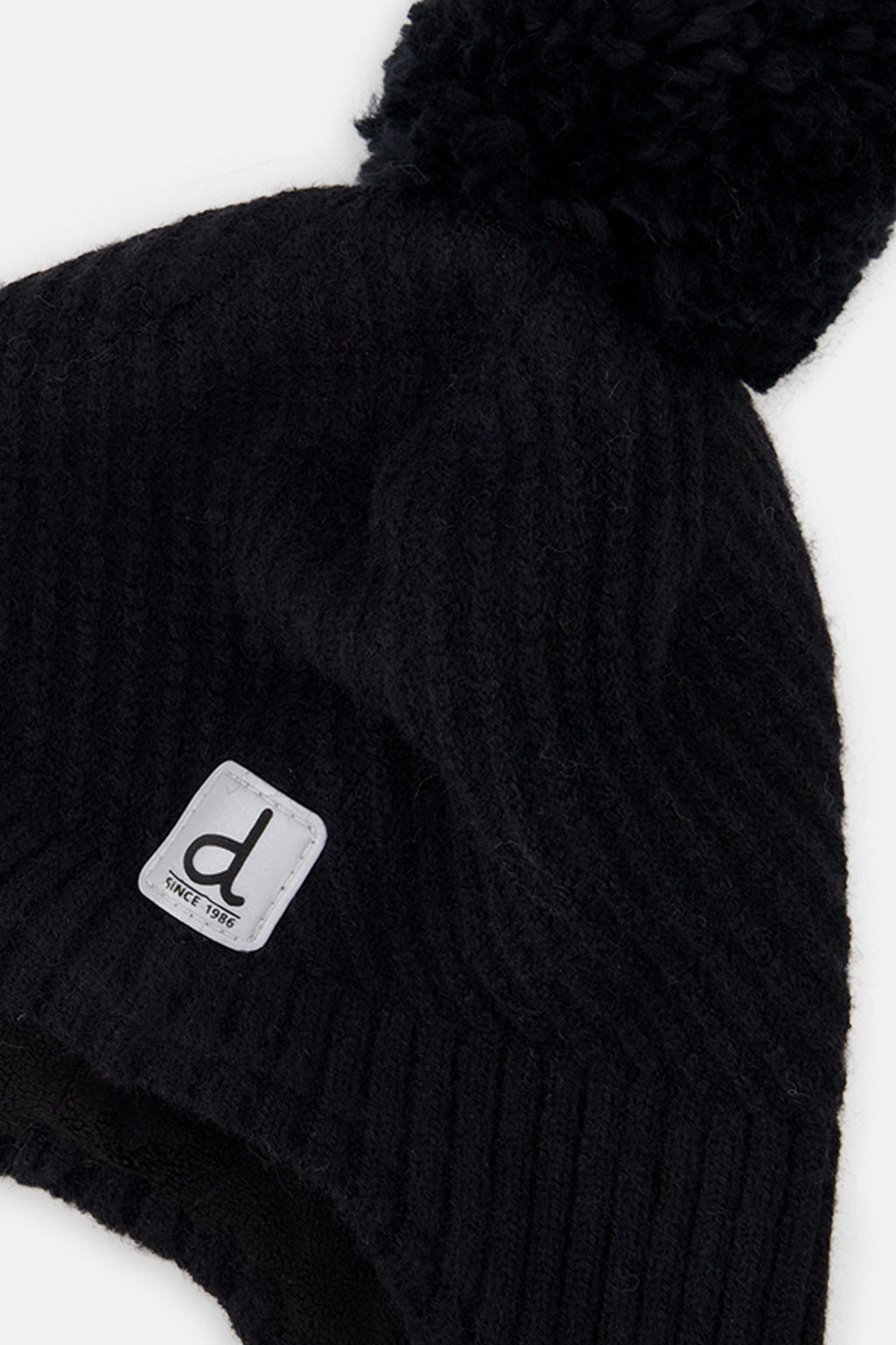 Winter Peruvian Knit Hat With Pompom Black