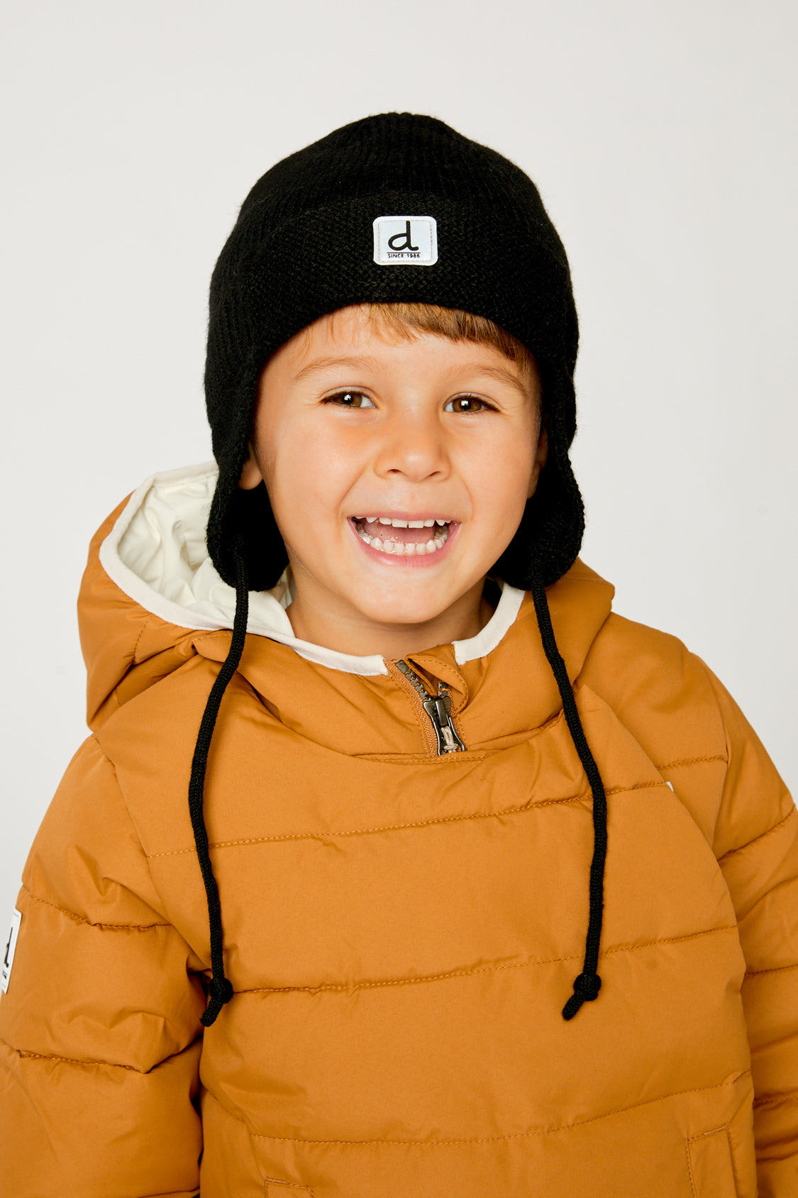 Baby Winter Knit Hat With Ear Flaps And Strings Noir
