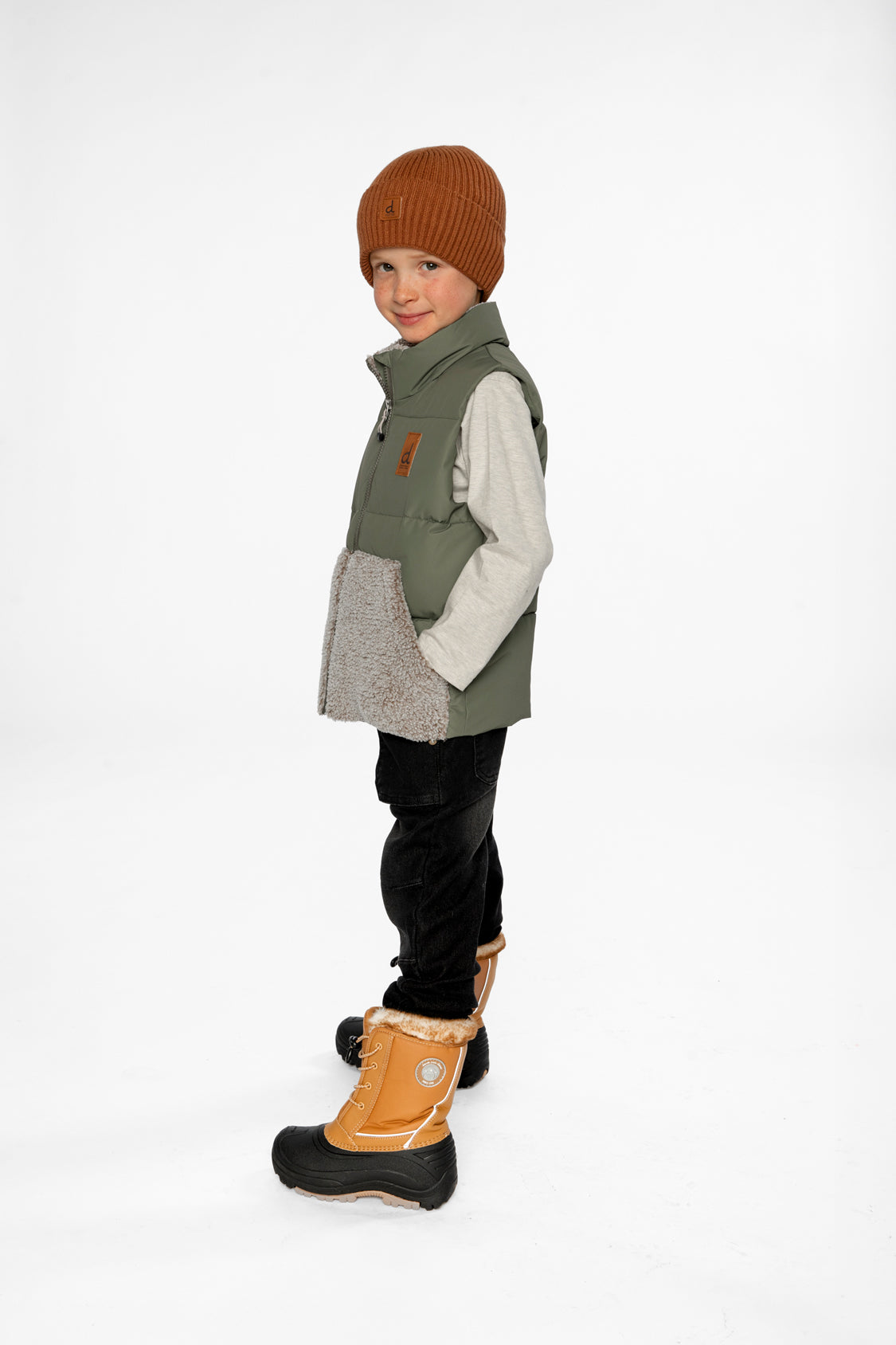 Sleeveless Mid-Season Vest Olive Green