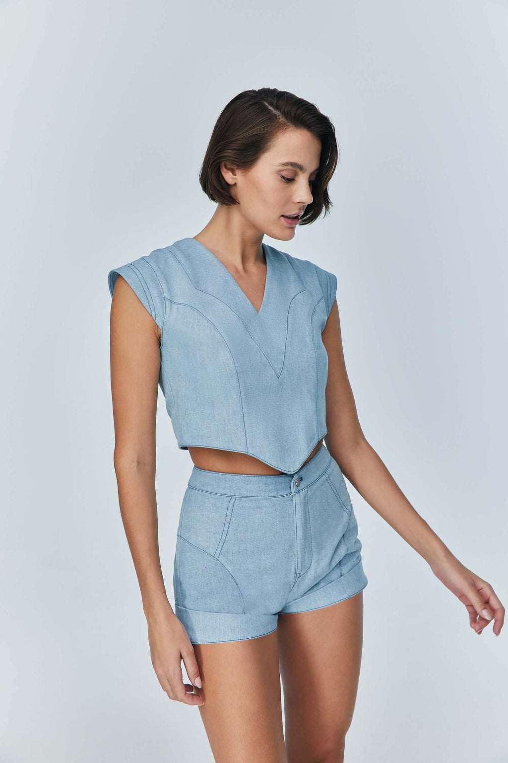 JENDUE Marvel Denim Shorts - Light Wash High-Waist