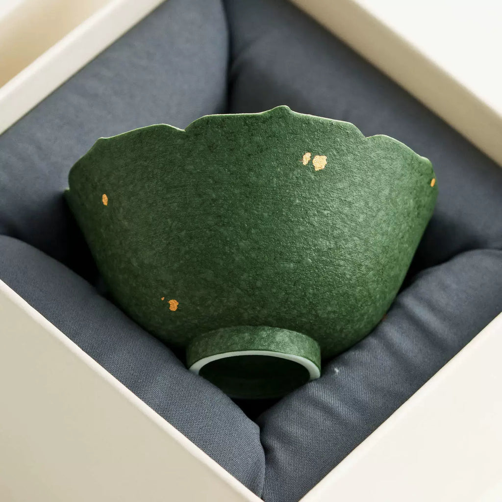 Handmade Green Ceramic Teacup with Scalloped Rim – 50ml Traditional Chinese Tea Cup
