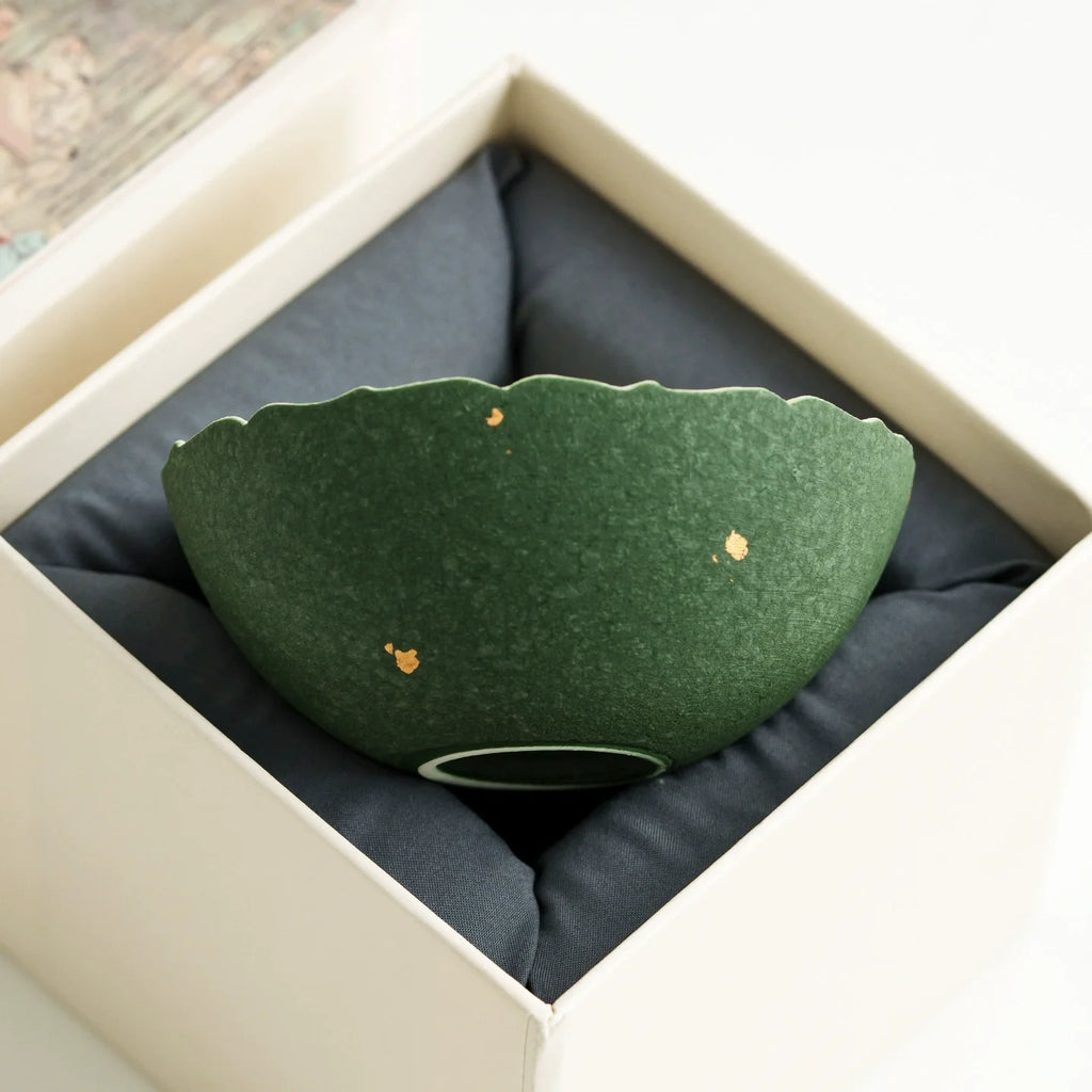 Handmade Green Ceramic Teacup with Scalloped Rim – 85ml Traditional Chinese Tea Cup
