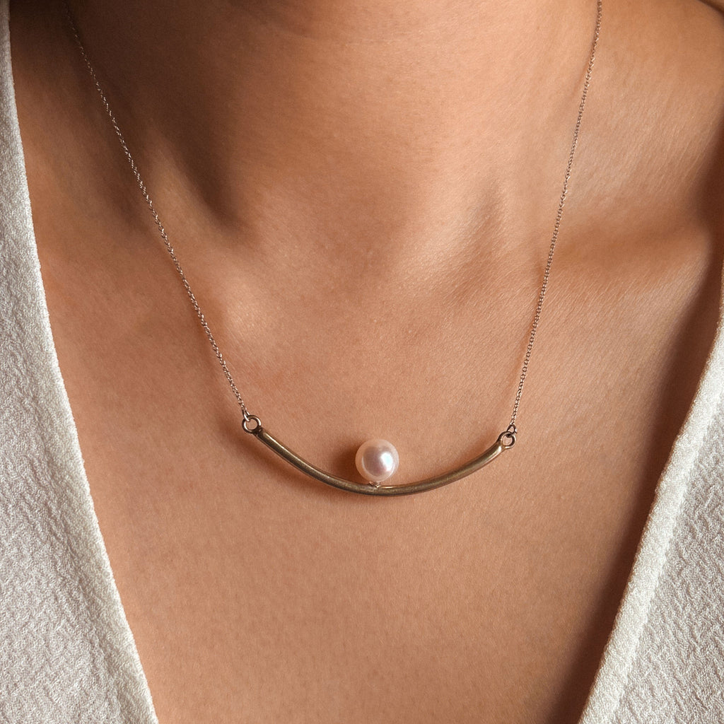Minimalist Gold Tube Necklace | Everyday Fine Jewelry