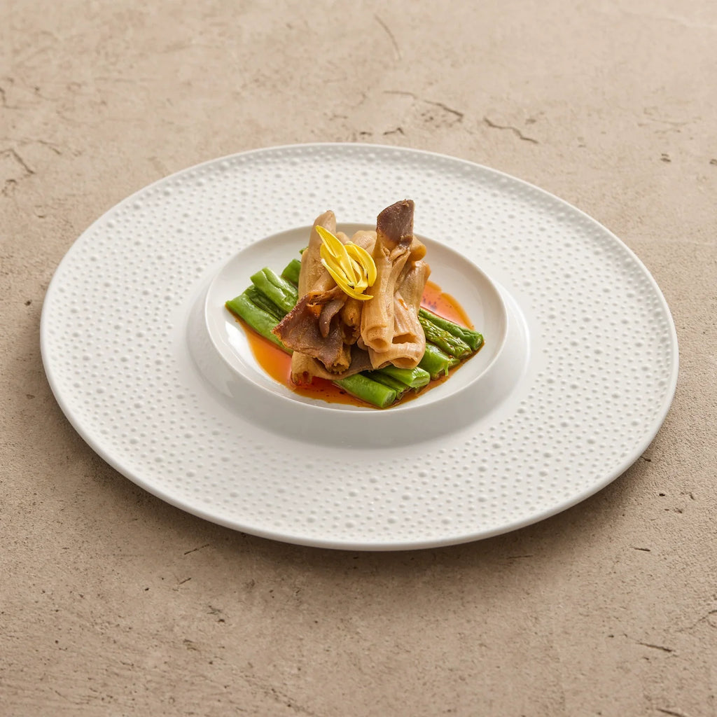 Textured Rim Porcelain Dinner Plate | Inner Coupe Fine Dining Plate