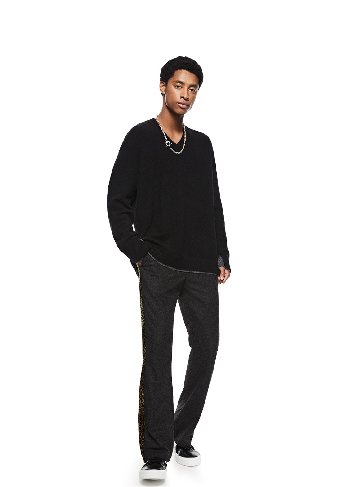 Merino Wool V-Neck Sweater (Black)