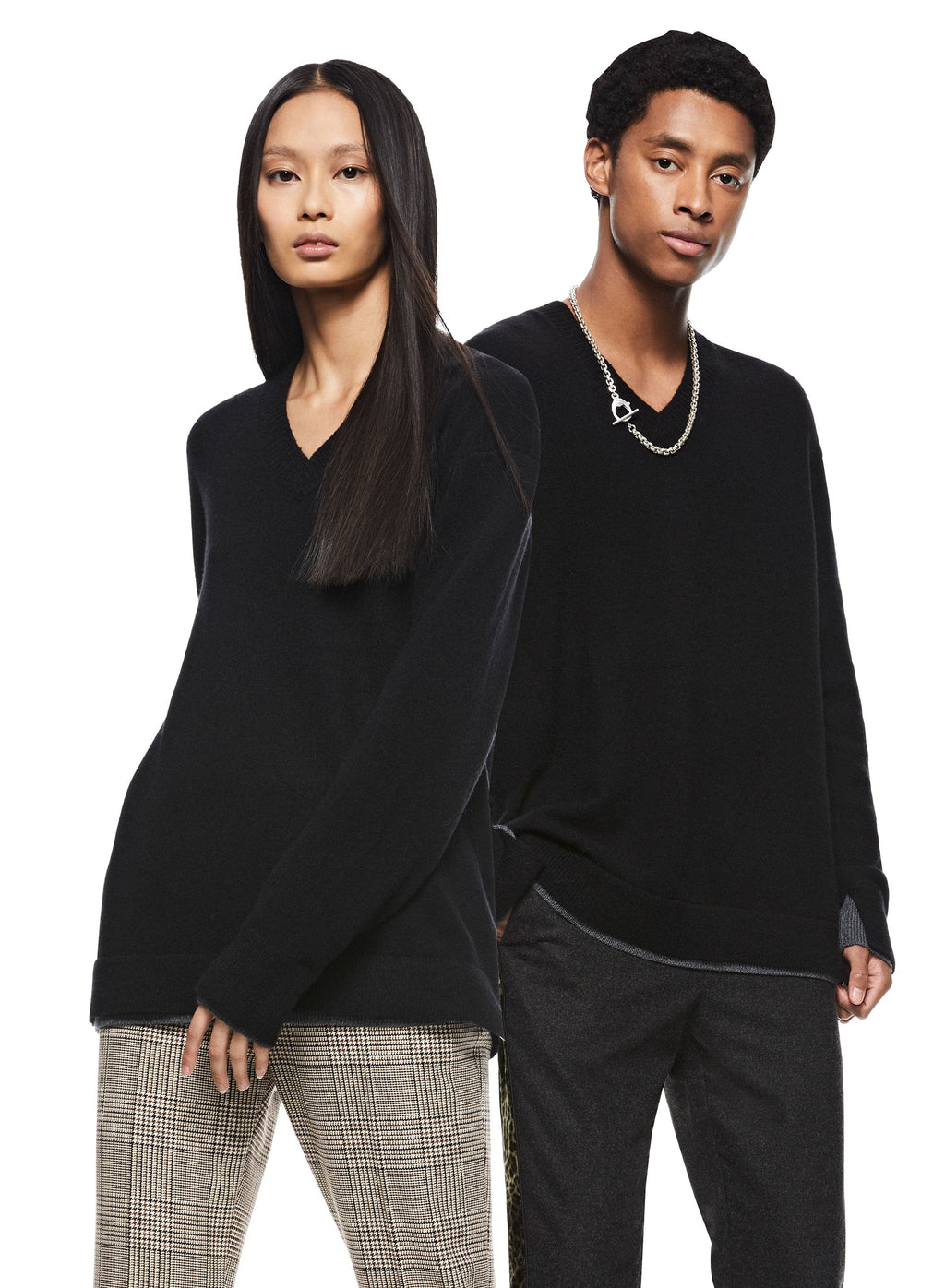 Merino Wool V-Neck Sweater (Black)