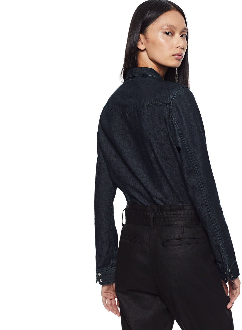 Shrunken Chambray Shirt (Dark Indigo)