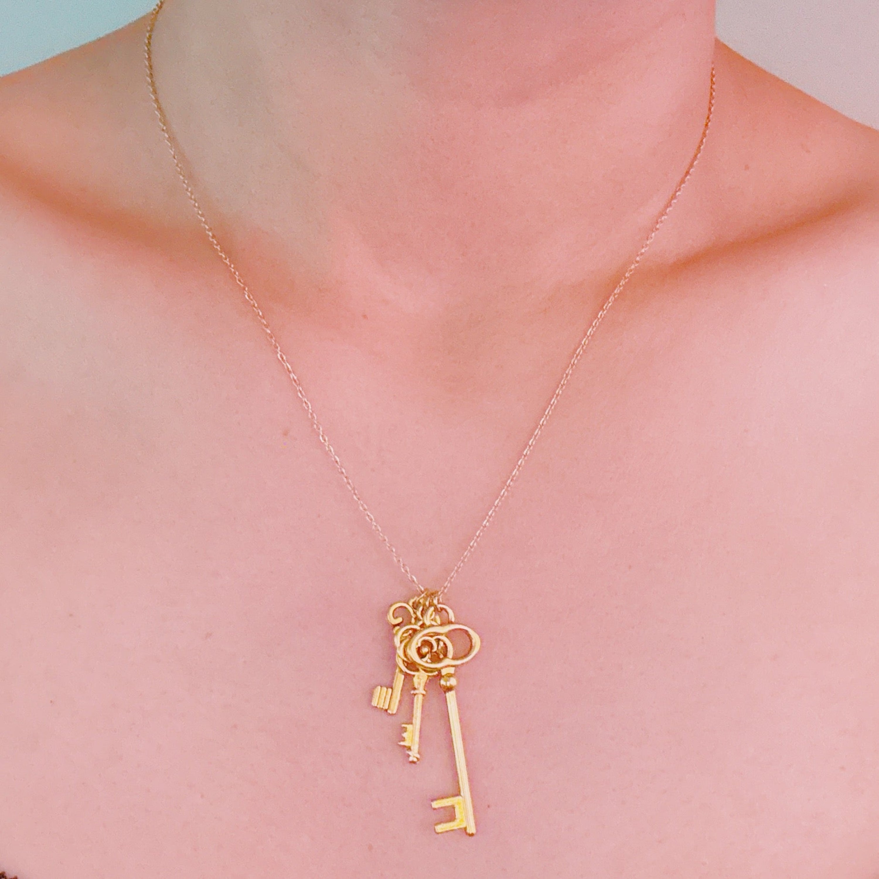 Favorite Things - Keys Necklace – Gold Plated | Vintage Charm, Dainty Jewelry
