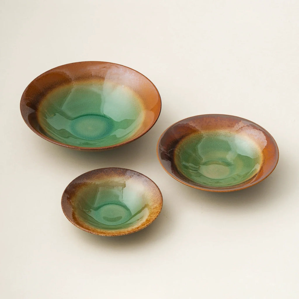 Jade & Amber Ice-Crackle Ceramic Bowl – Artisanal Flared Stoneware