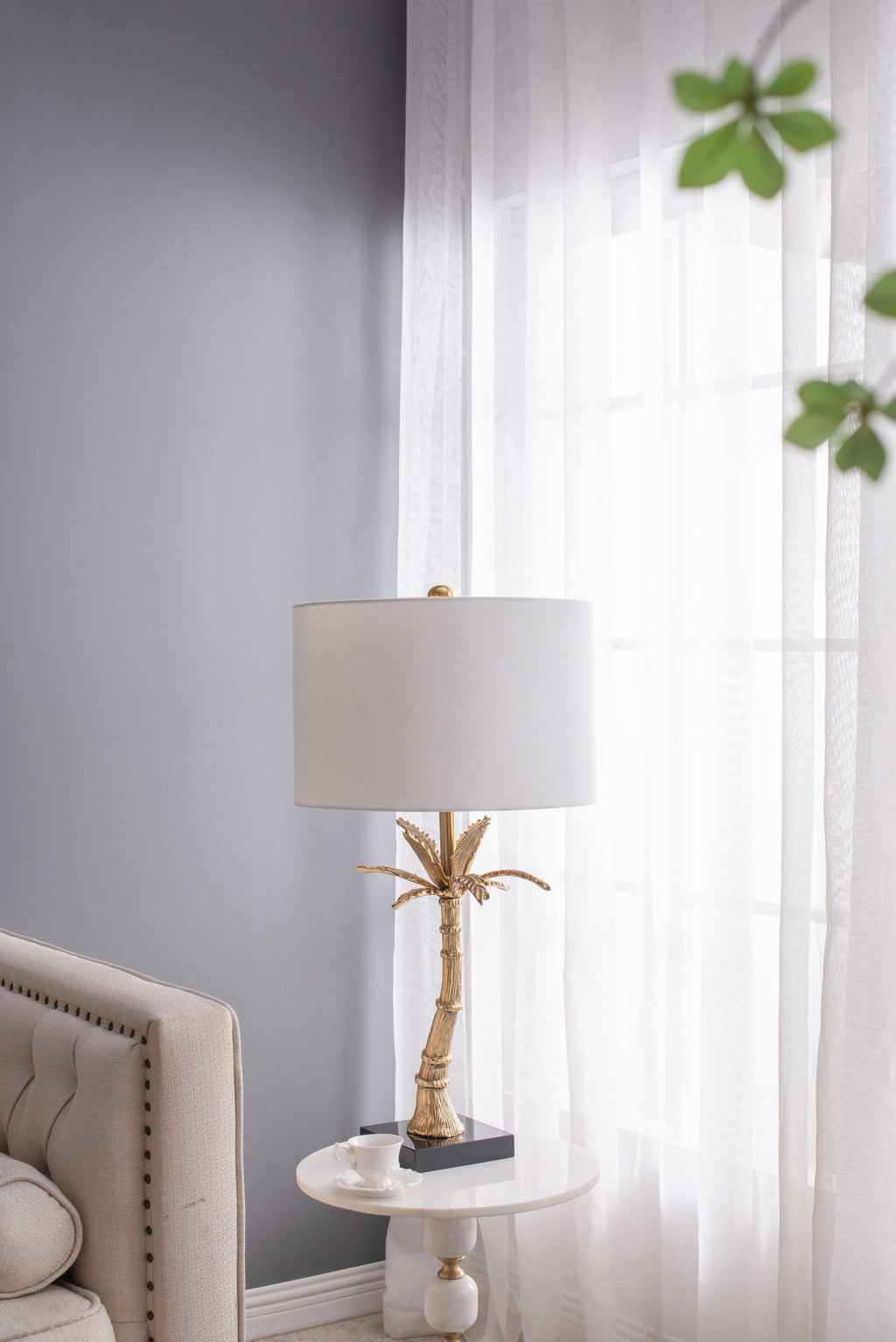 D16x31' Leaf Lamp with Marble Base Gold