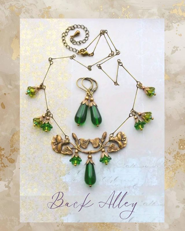 Edwardian style vintage floral collar necklace and earring set