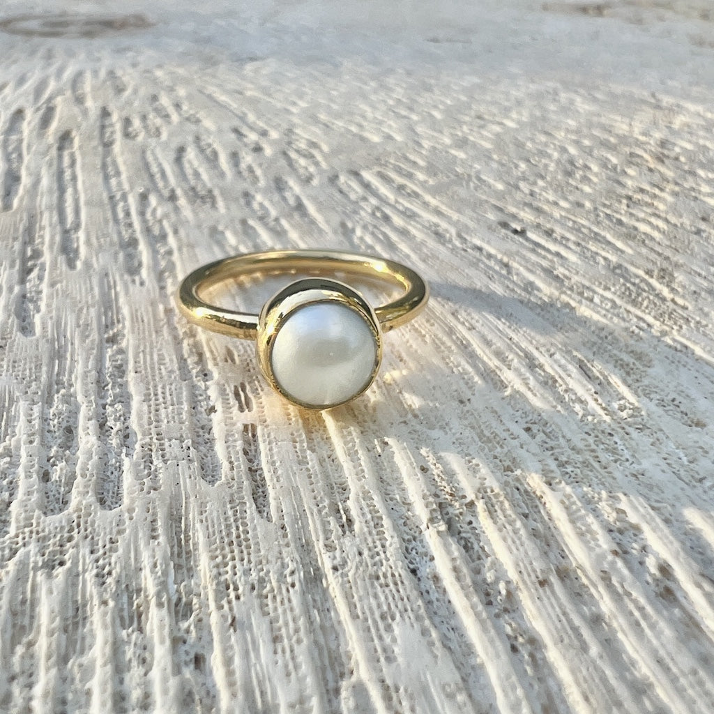 Freahwater Pearl Bombshell Ring