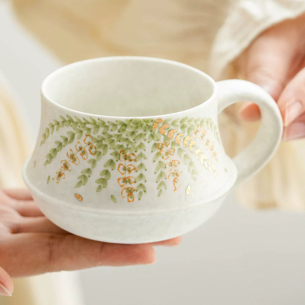 Round Dew Artisanal Ceramic Coffee Cup – Hand-Painted Wisteria Willow Design